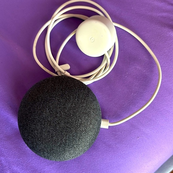 Google Home Mini Smart Speaker Voice Control Assistant Gray - Picture 1 of 4